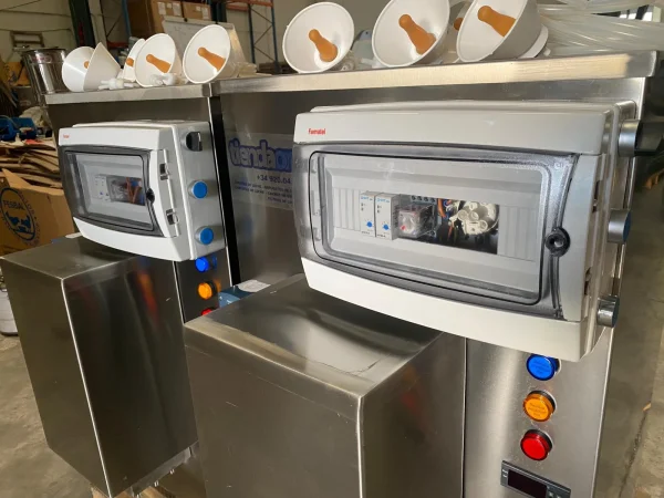 Amamantadora nodriza para corderos y cabritos fabricada en acero inoxi